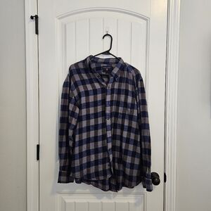 Grey and Blue Men's Flannel Size M